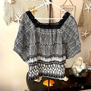 M Womens short sleeve shirt